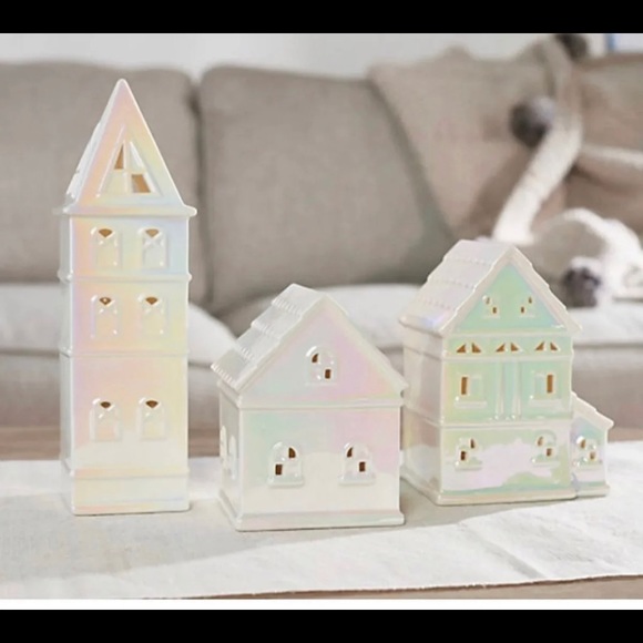 Retired VHTF 3 Piece Pearlized Porcelain Illuminated Village - Picture 8 of 9